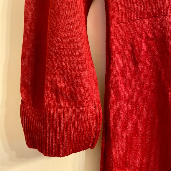 EAST 5TH AVE
Pretty soft lightweight knit dress with cable front detail M - Picture 5 of 7